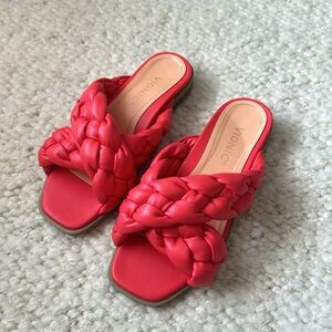 Vionic Kalina Sandal - comes with box!